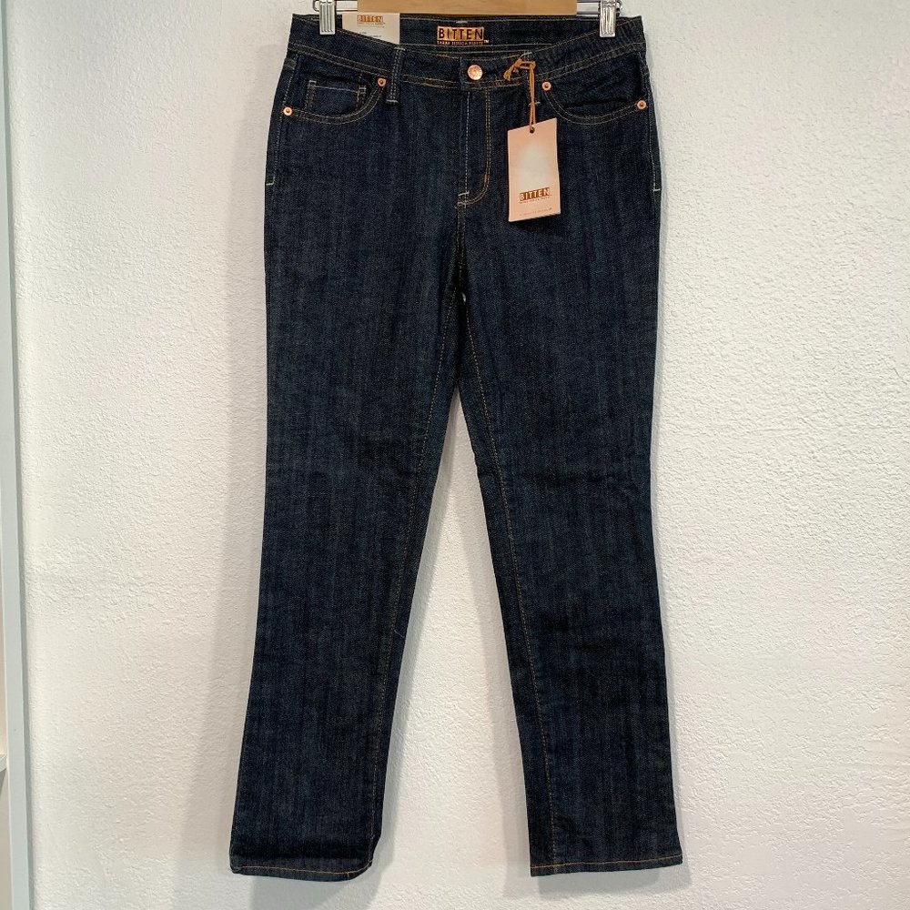 NWT Bitten Sarah Jessica Parker Jeans Dark Wash Straight Leg Womens Sz 6 Short